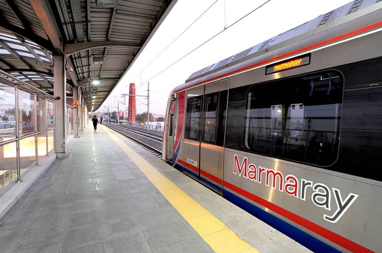 Metrobüsten MARMARAY'a Hangi Durakta Aktarma Yapılıyor?