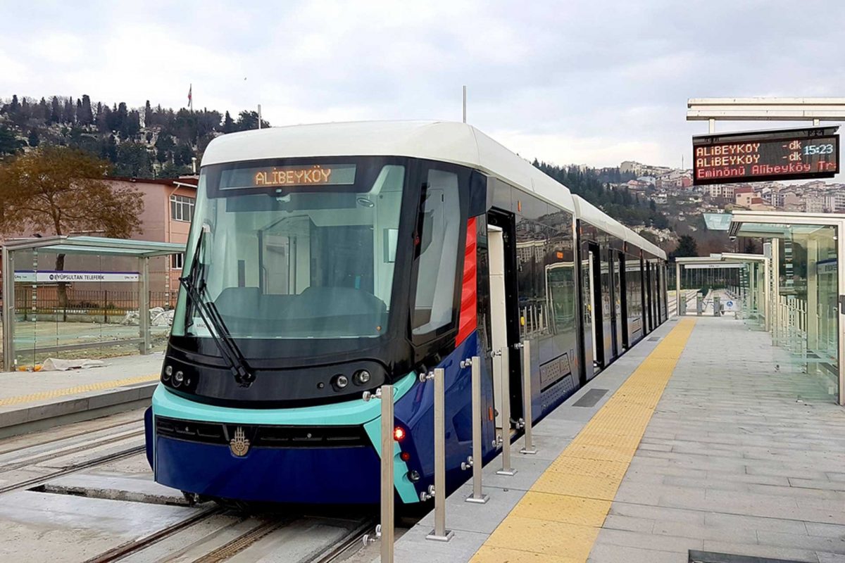 Metrobüs T5: Alibeyköy Eminönü Tramvay Aktarma Durağı
